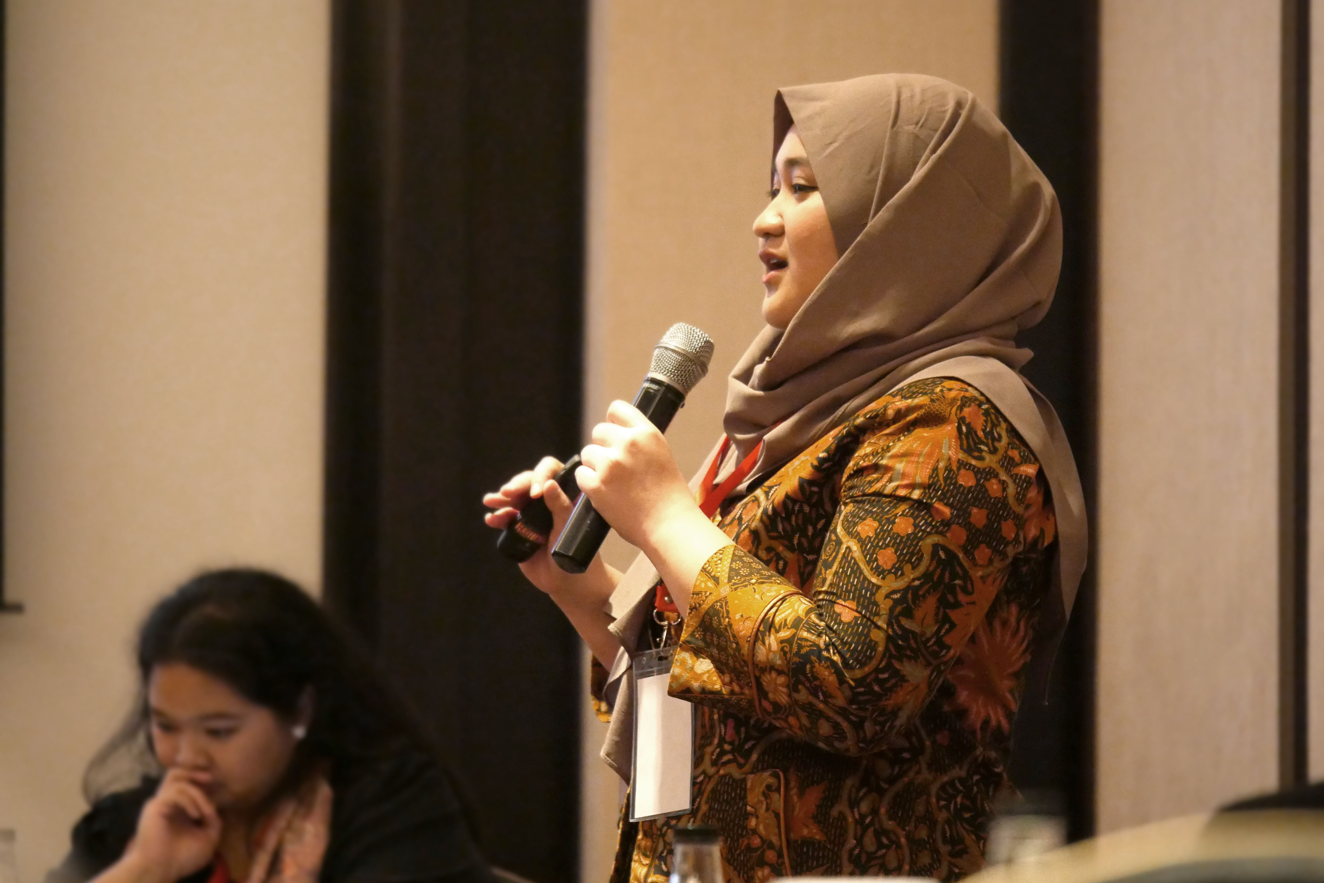 Anggorowati Oktaviana Kurnianing Tyas, as a Postgraduate Programme Student of LSPR – Jakarta, presented her research about “The Effect of Social Media Content on Facebook and Instagram on Buying Decision among Online Customers of HijUp.com” in the Call For Abstracts, ASEAN Public Relations Conference in Bali, Indonesia.