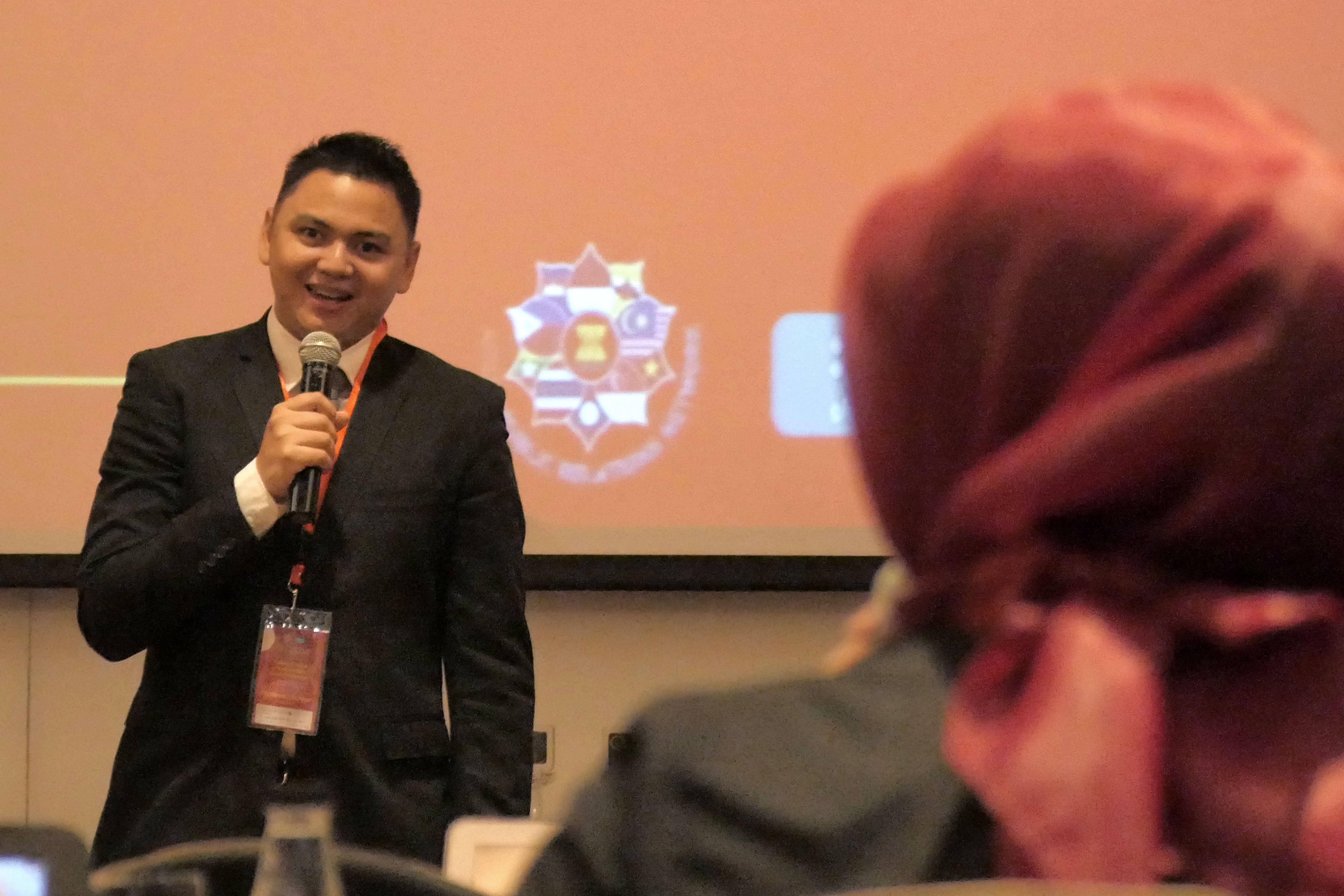 Dio Herman Saputro, as a Lecturer on Faculty of Creative Industries at The Institute of Technology and Business Kalbis, presented his research about “The Preference of Gender in Public Relations Industry in Jakarta” in the Call For Abstracts, ASEAN Public Relations Conference in Bali, Indonesia